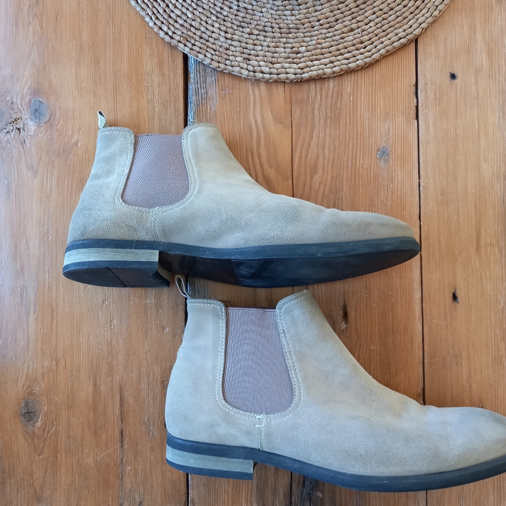 Size 10 Men's Chelsea boot